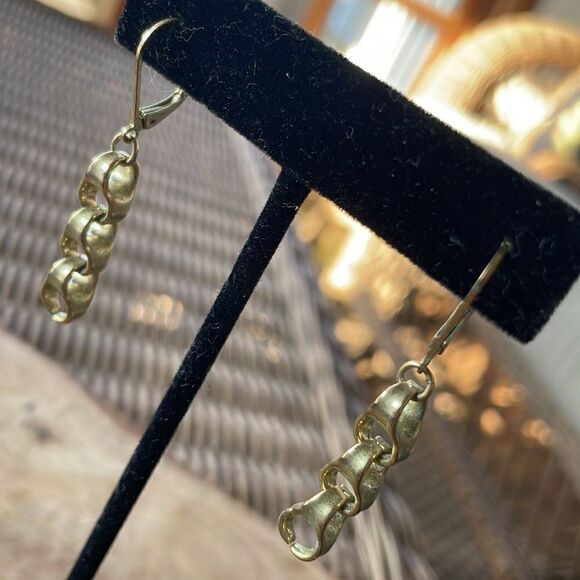 Vintage Brass Chain Link Earrings - Picture 3 of 4